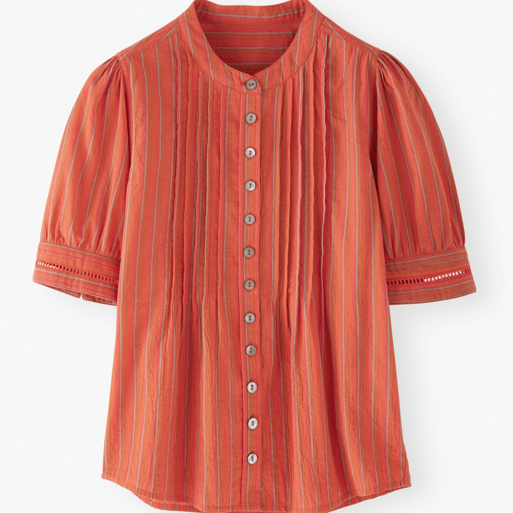 Loose fit casual shirt with a mandarin collar in red